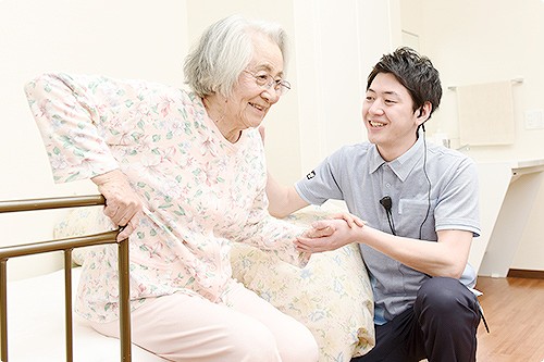 正社員 介護福祉士 介護施設・デイサービス求人イメージ