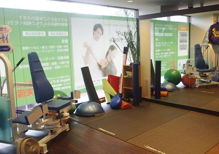 プロフェッショナルメディックの正社員 あん摩マッサージ指圧師 接骨院・整骨院 鍼灸整骨院の求人情報イメージ1