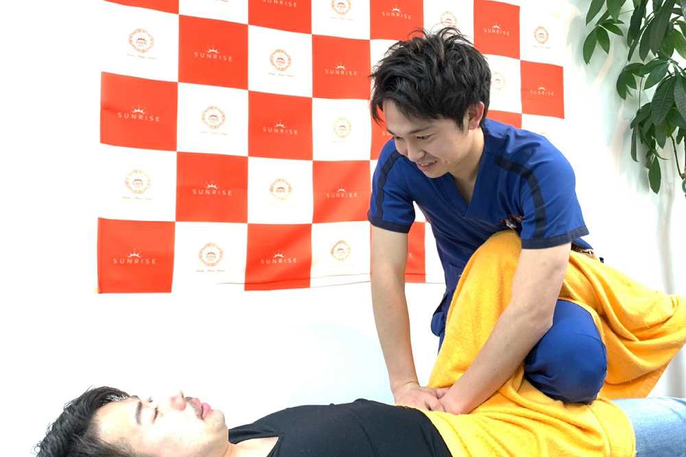 サンライズ鍼灸整骨院 淀屋橋院の正社員 鍼灸師 接骨院・整骨院 鍼灸整骨院の求人情報イメージ2
