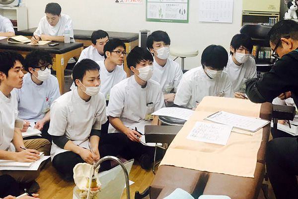 十条よつば接骨院の正社員 鍼灸師 接骨院・整骨院 鍼灸整骨院の求人情報イメージ2