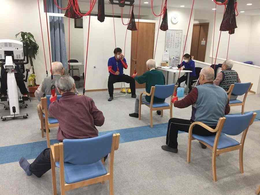 正社員 機能訓練指導員 介護施設求人イメージ