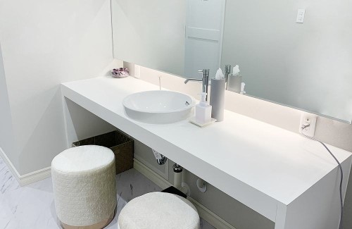 LОPE ブライダルエステ専門店 美4サロン心斎橋店の正社員 受付スタッフ サロン・整体院求人イメージ