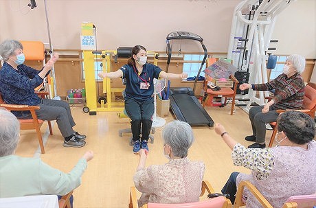 正社員 介護福祉士 介護施設・デイサービスの求人情報イメージ1