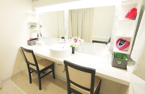 LОPE ブライダルエステ専門店 美4サロン神戸三宮店の正社員 受付スタッフ サロン・整体院求人イメージ