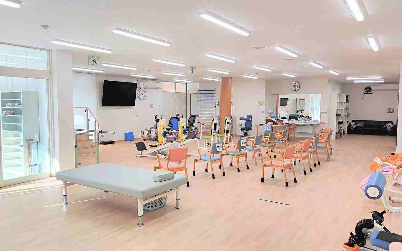 ふじトレーニングの正社員 機能訓練指導員 介護施設・デイサービスの求人情報イメージ1