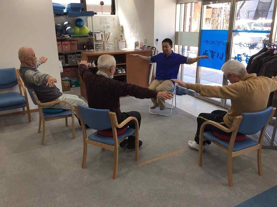 正社員 機能訓練指導員 介護施設求人イメージ