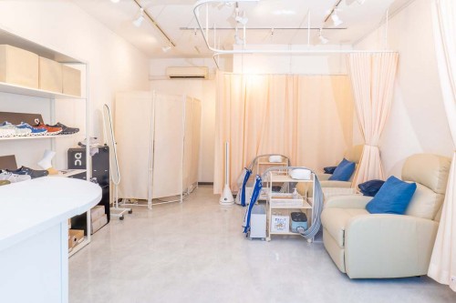 整足院 整足院 横浜平沼店の正社員 整体師 リラクサロン・整体院求人イメージ